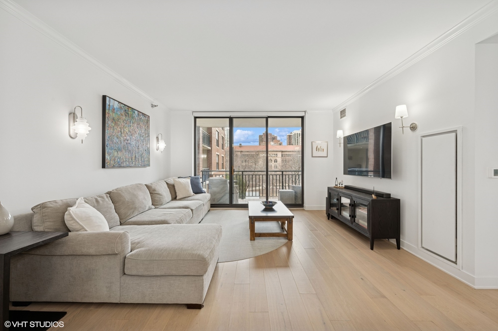 55 W Delaware Place Unit: 413