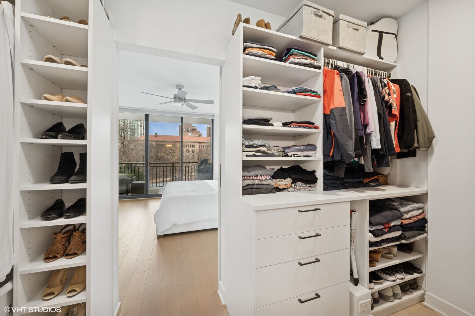 55 W Delaware Place Unit: 413