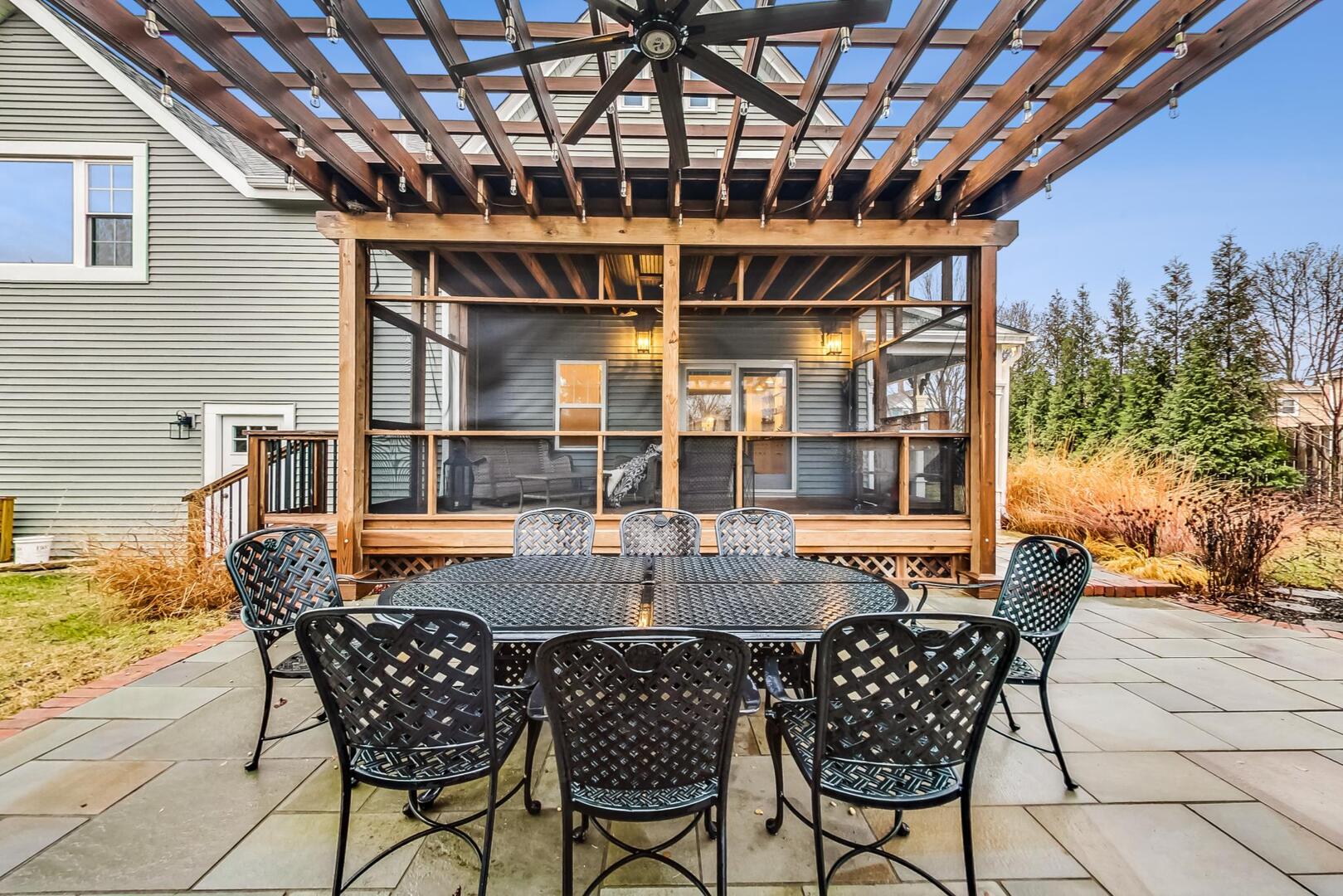 608 Singer Avenue