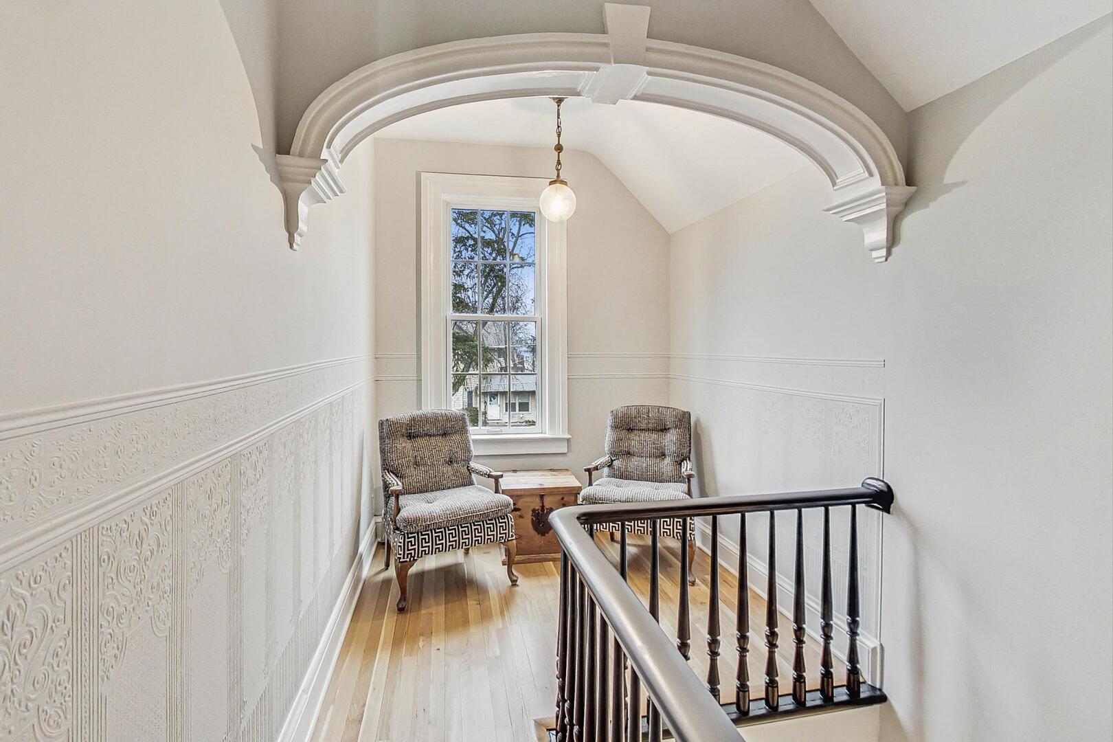 608 Singer Avenue