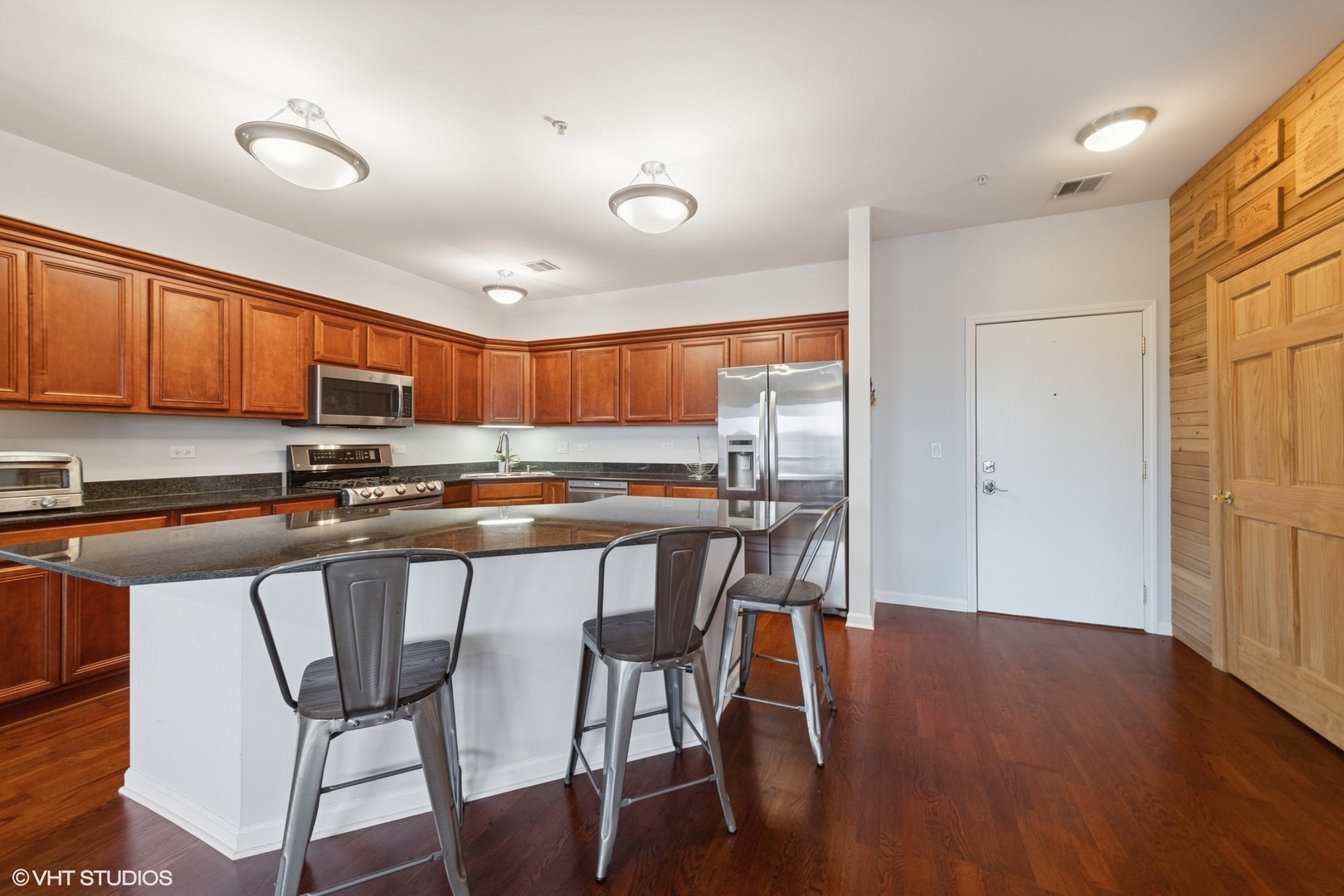 267 E Railroad Avenue Unit: 304