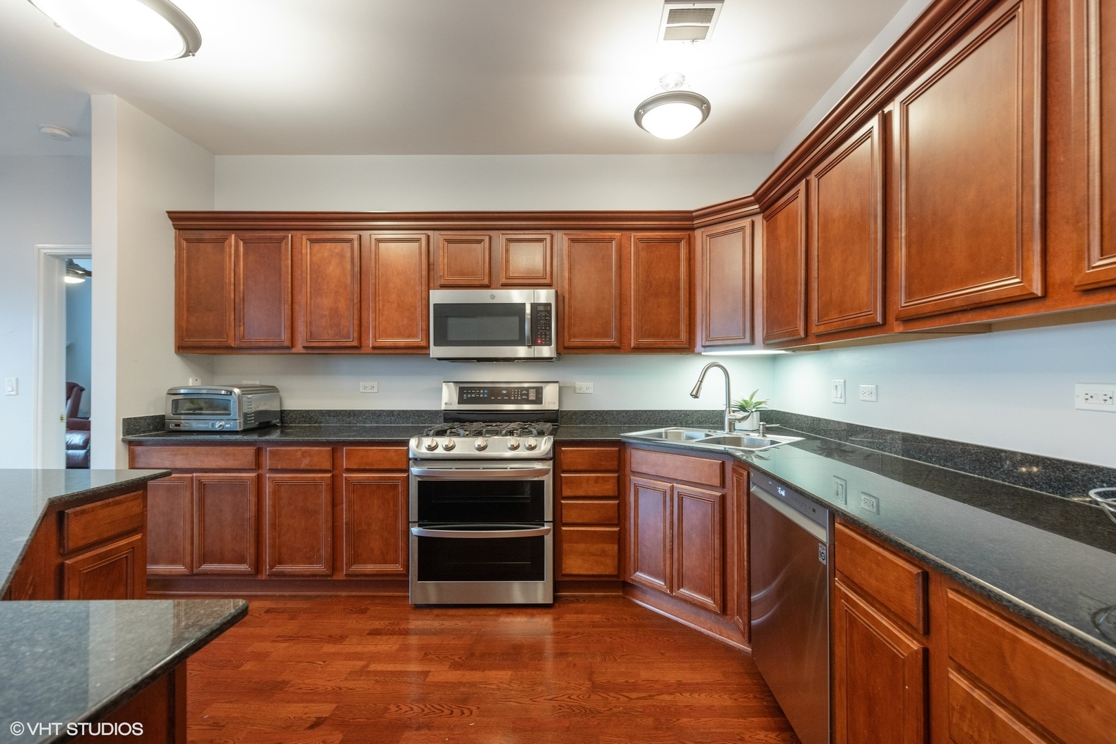 267 E Railroad Avenue Unit: 304