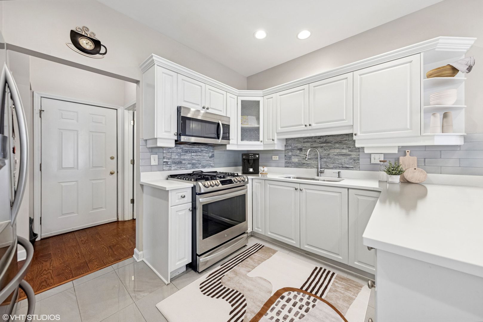 418 Ashbury Drive