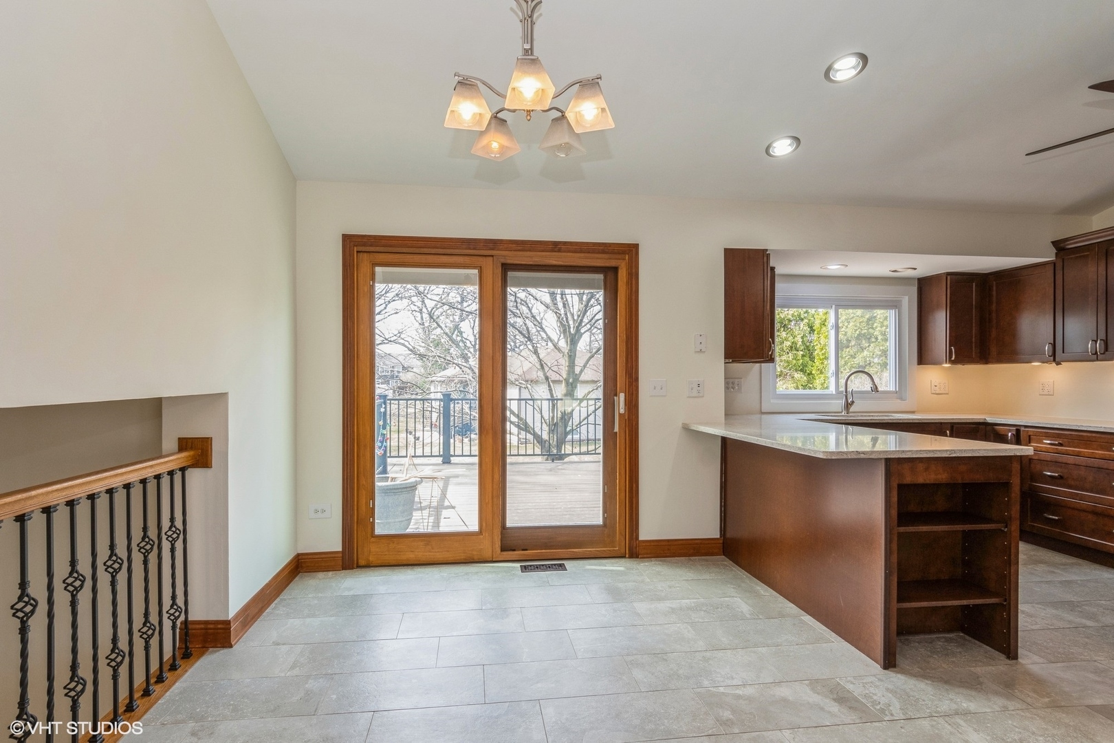 6613 Oak Tree Trail