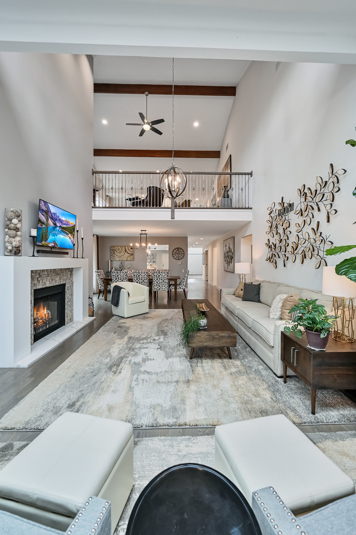 1441 Fox Lane