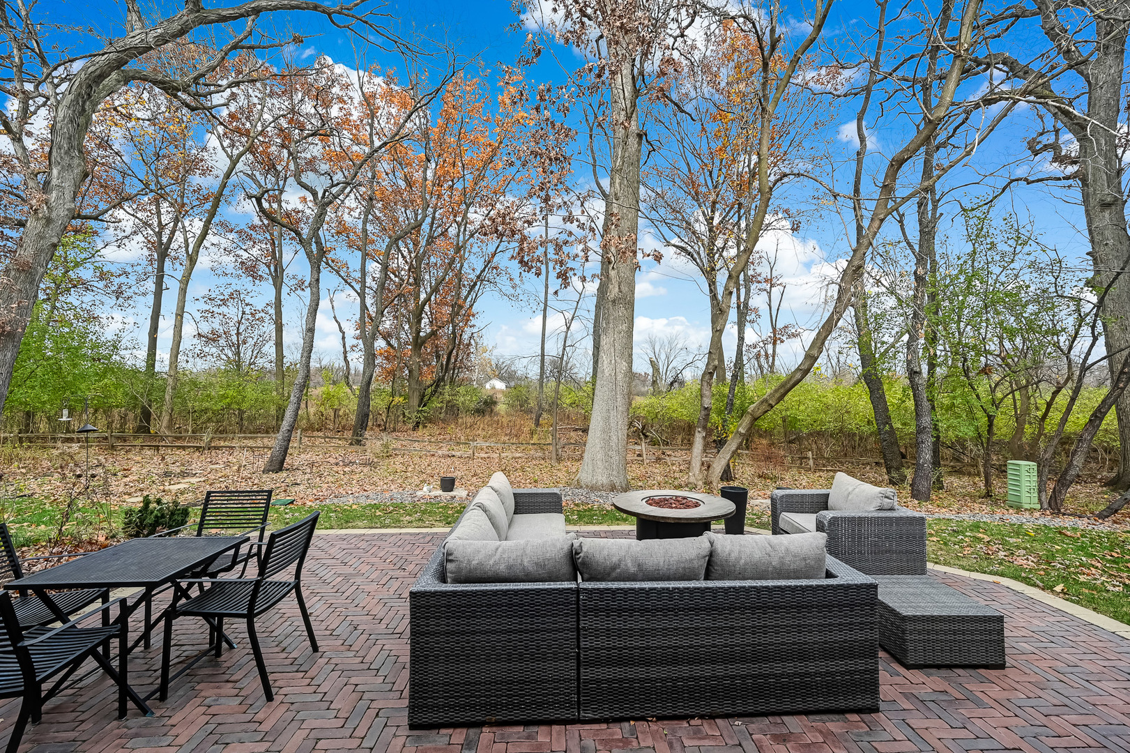 1441 Fox Lane