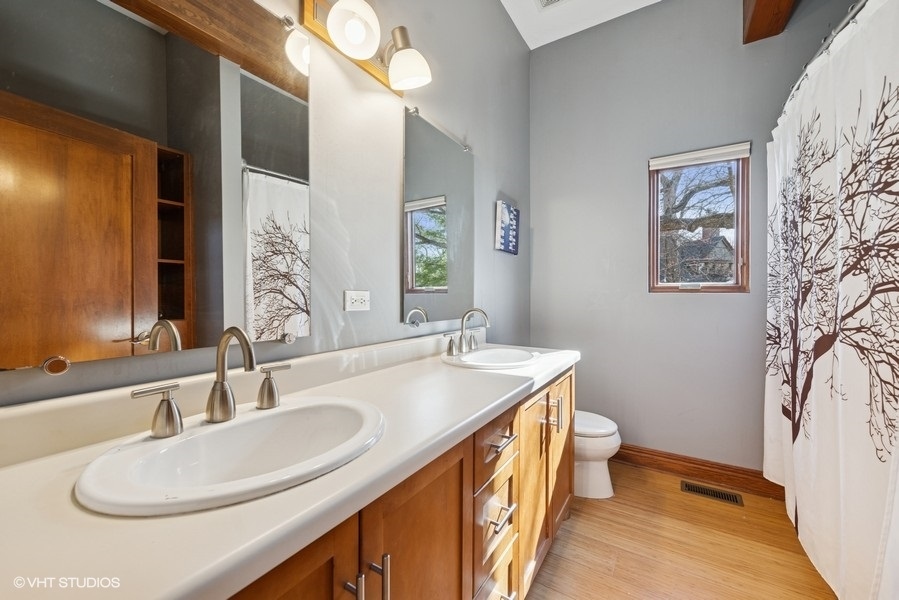 229 E Walnut Street