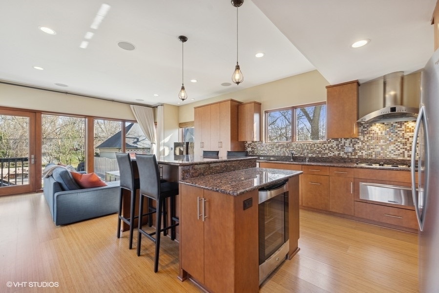 229 E Walnut Street