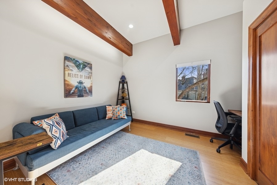 229 E Walnut Street