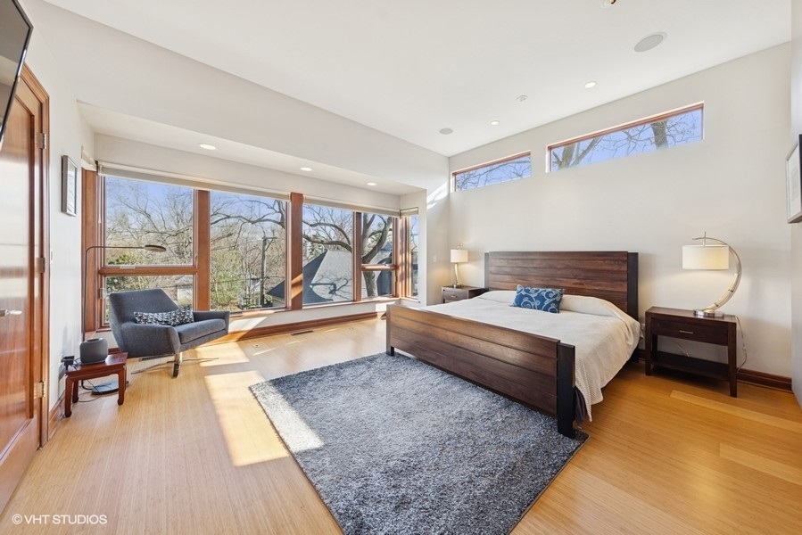 229 E Walnut Street