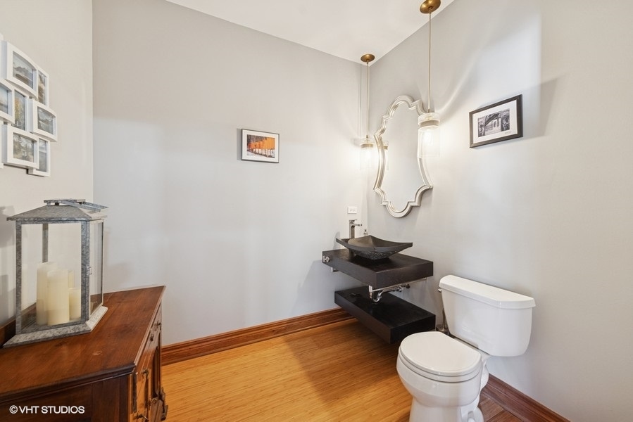 229 E Walnut Street