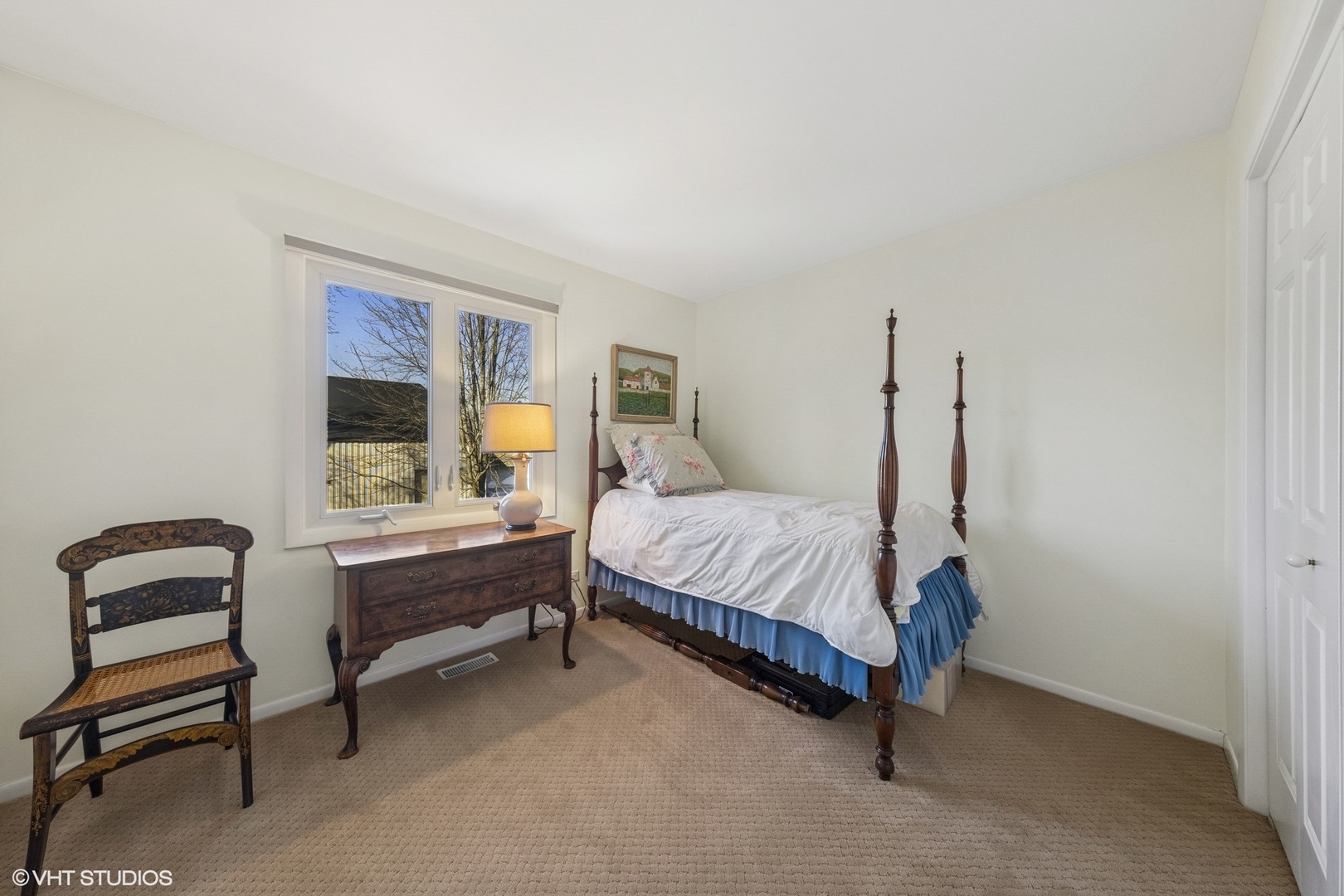 224 W Grant Village Street