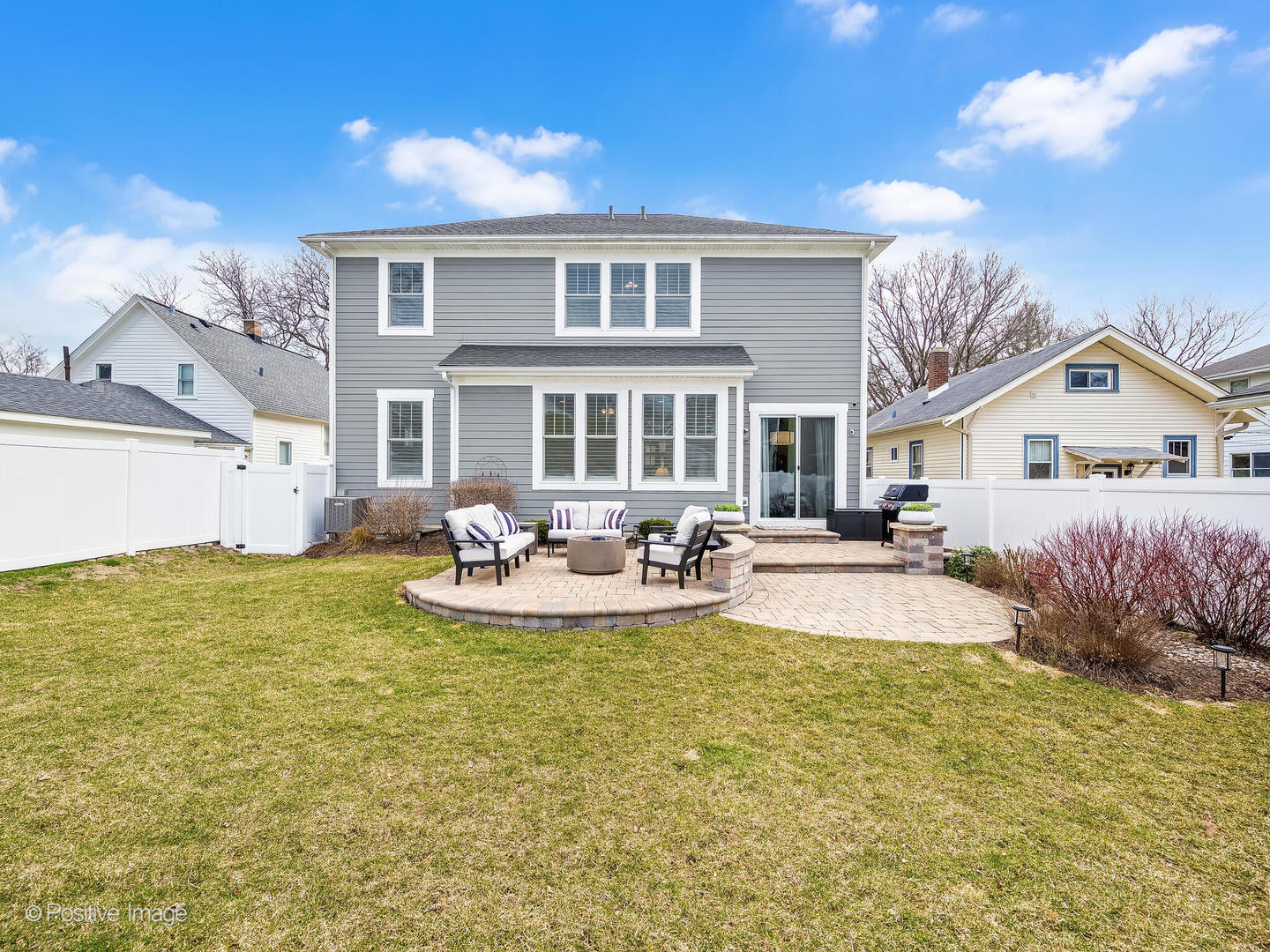 5332 Lane Place