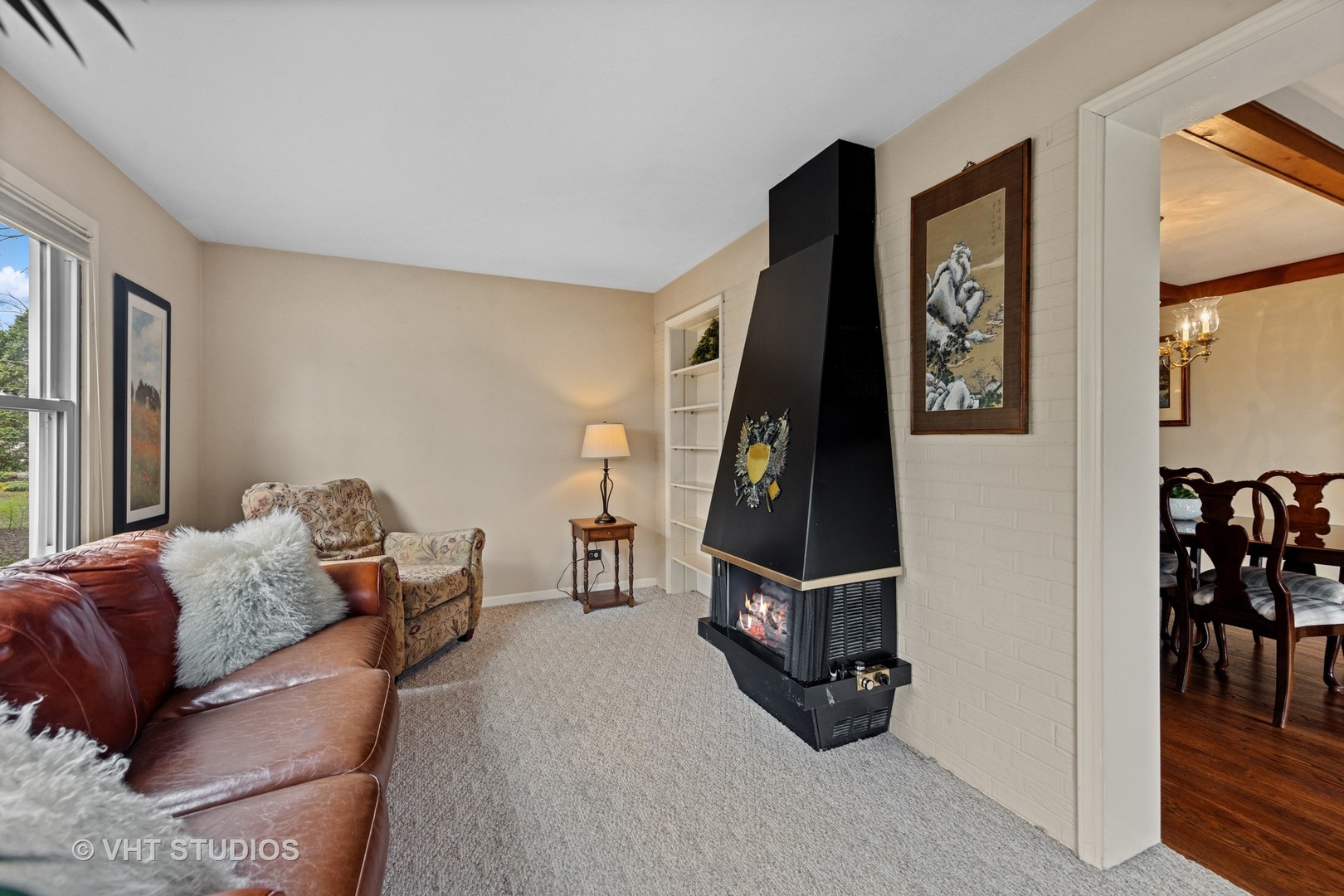 1200 Woodview