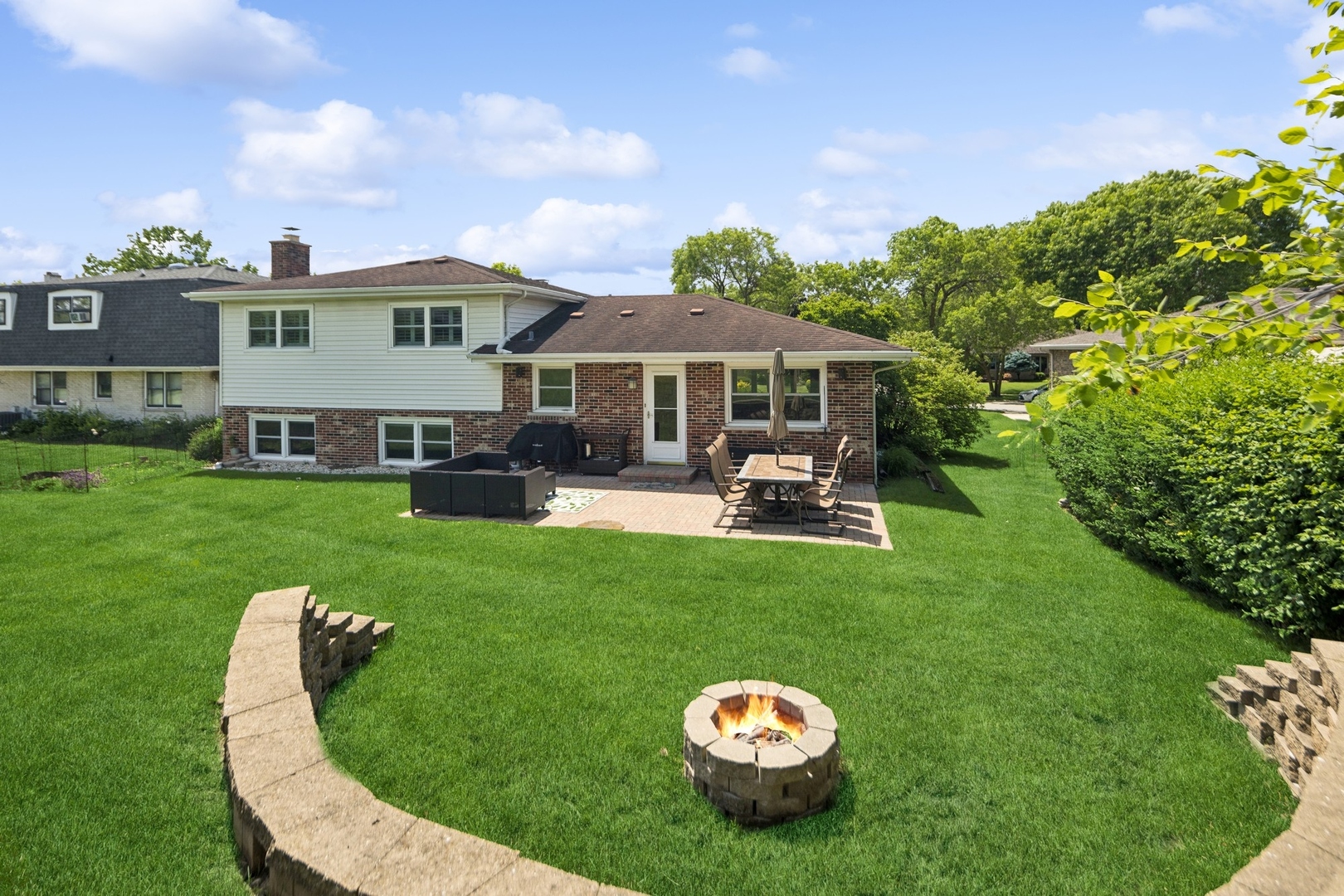 7717 Sawyer Road
