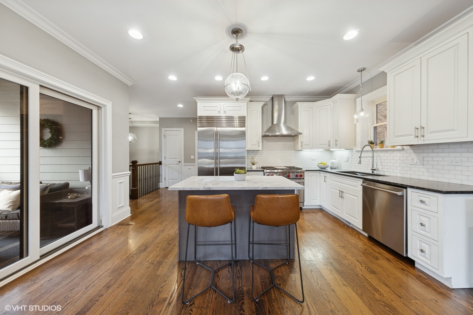 1833 W Addison Street Unit: 1S
