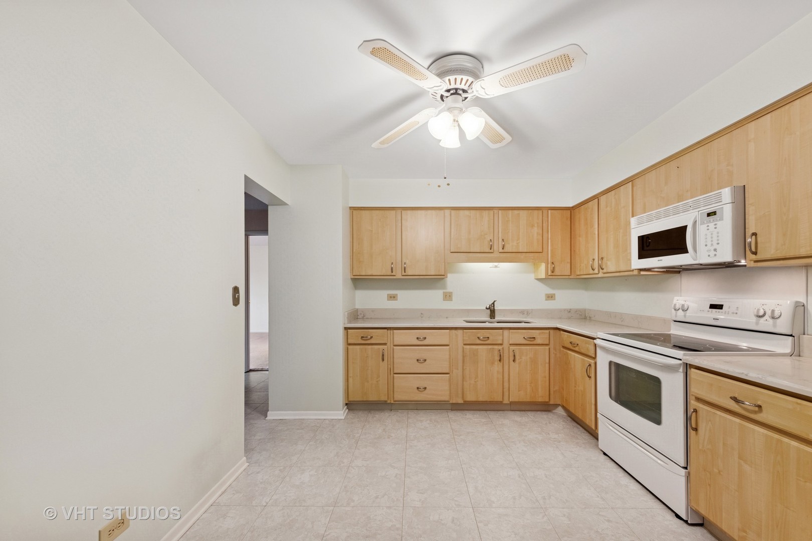 7515 Nantucket Drive Unit: 407