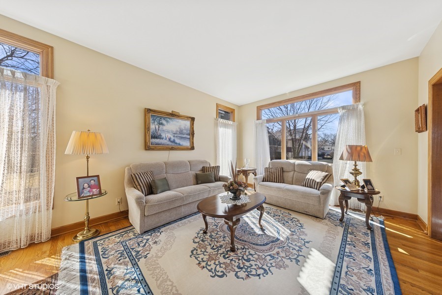 477 Stagecoach Court