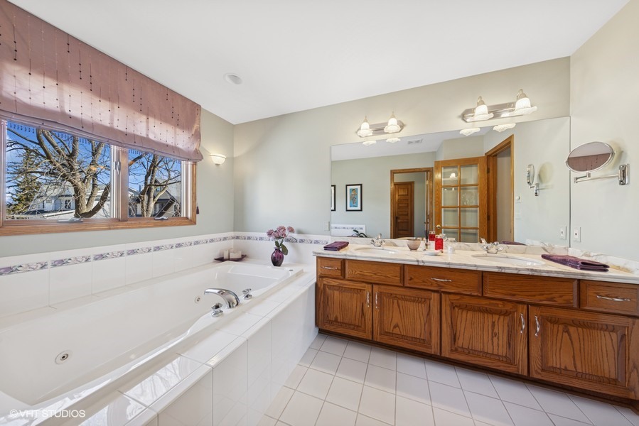 477 Stagecoach Court