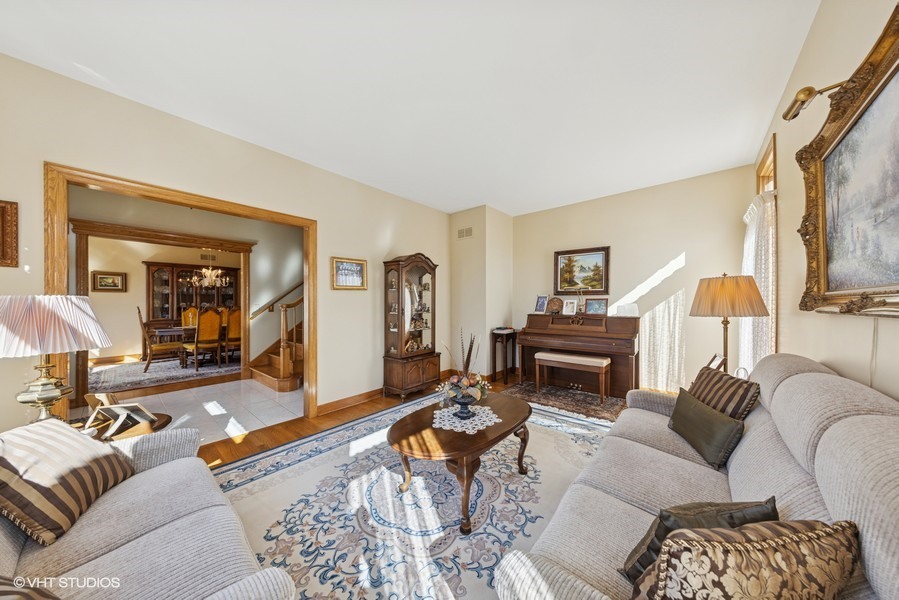 477 Stagecoach Court