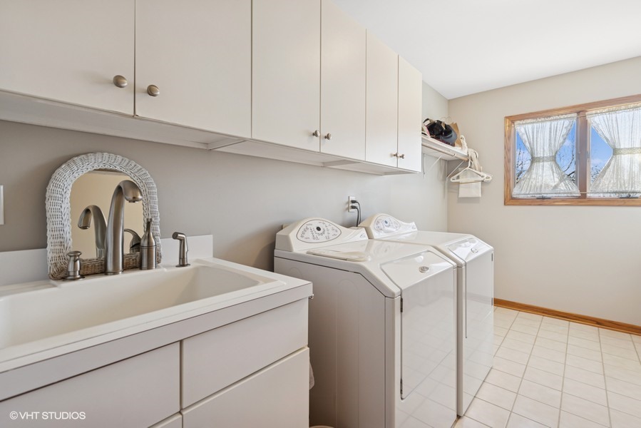 477 Stagecoach Court