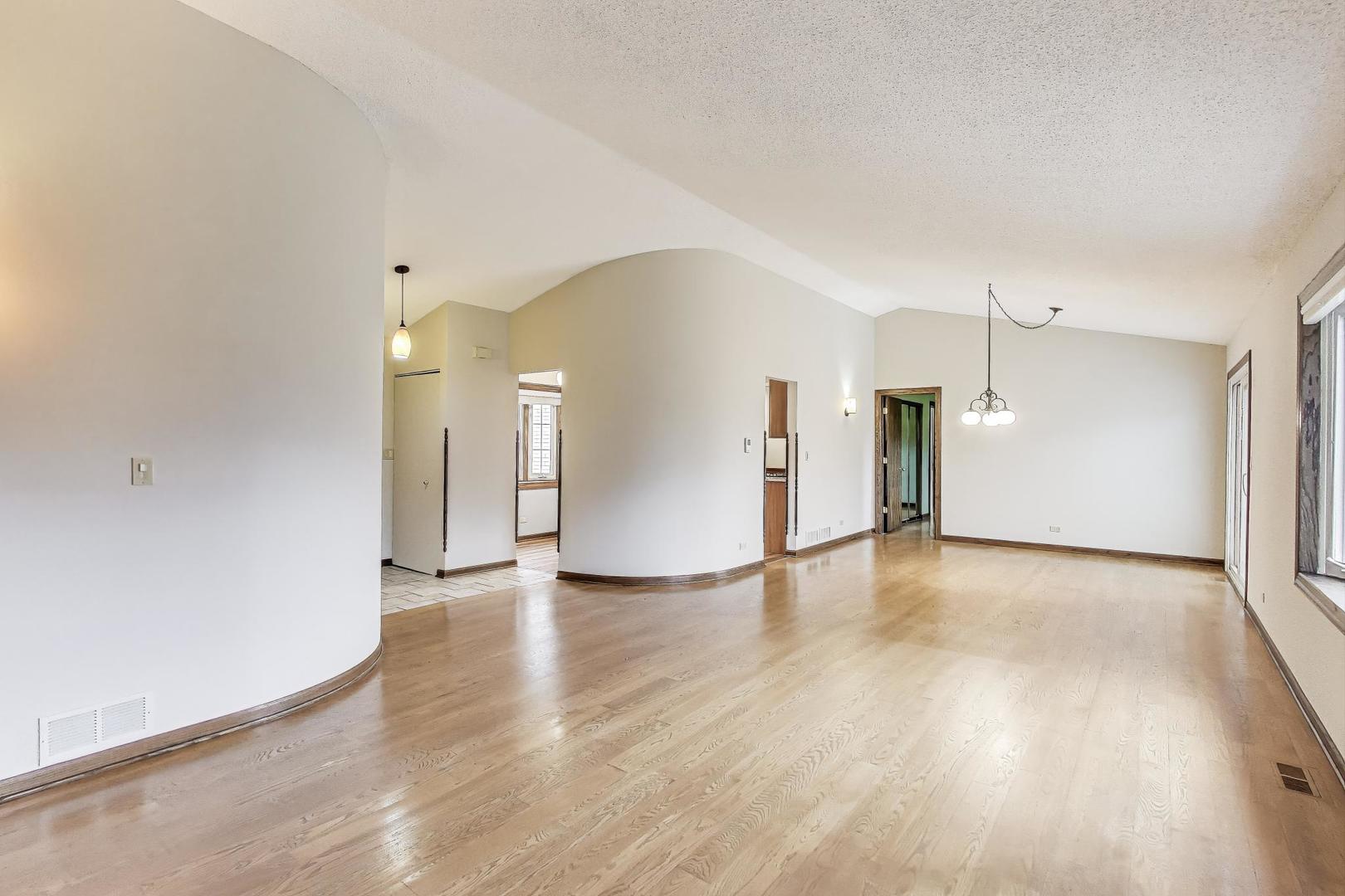 1100 Williamsburg Street
