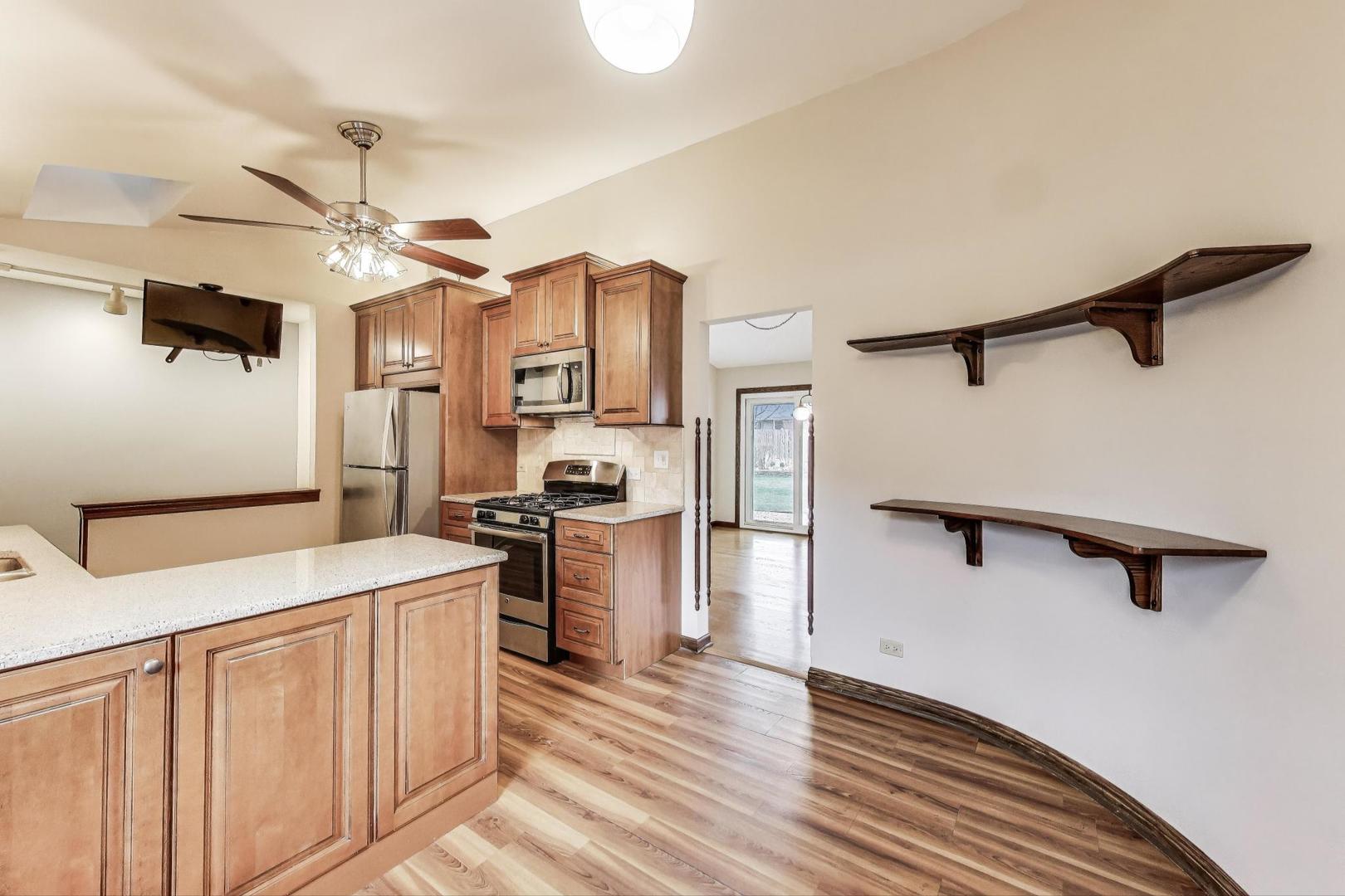1100 Williamsburg Street