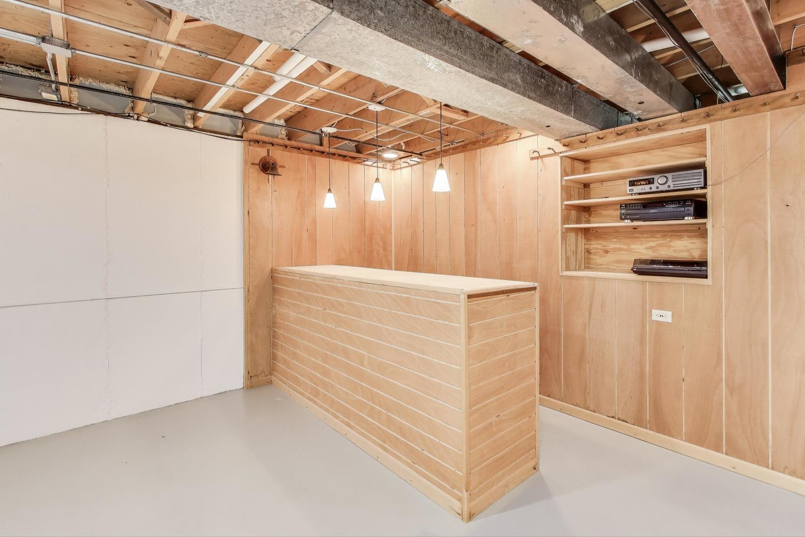 1100 Williamsburg Street