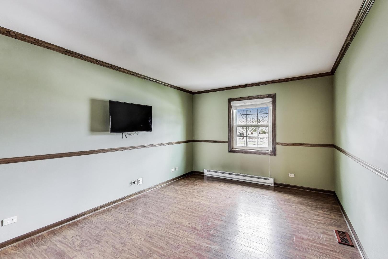 1100 Williamsburg Street