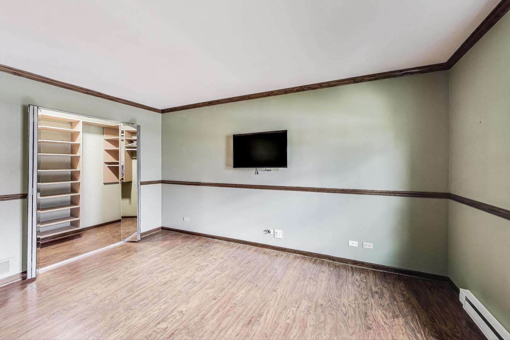 1100 Williamsburg Street
