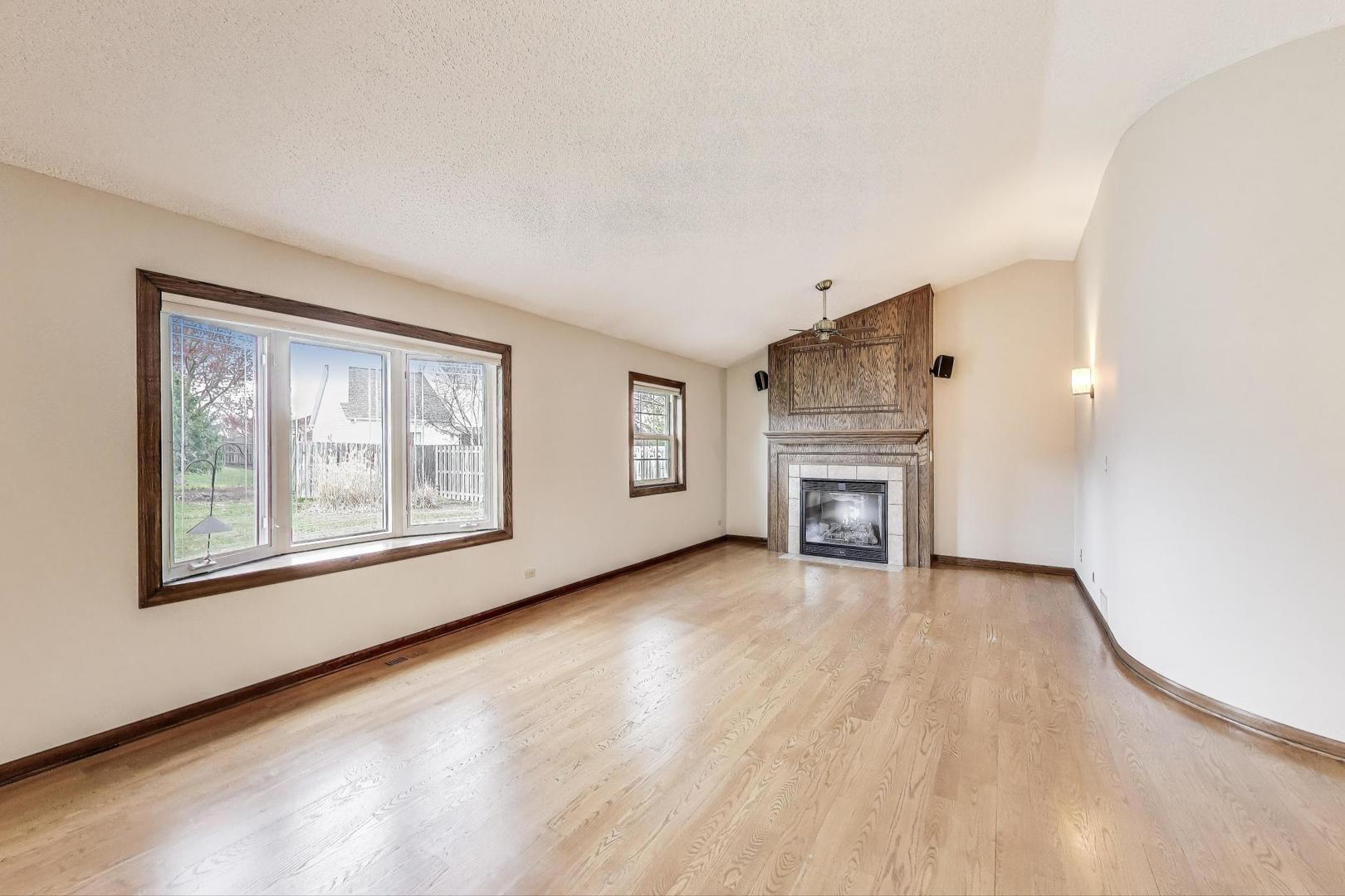 1100 Williamsburg Street