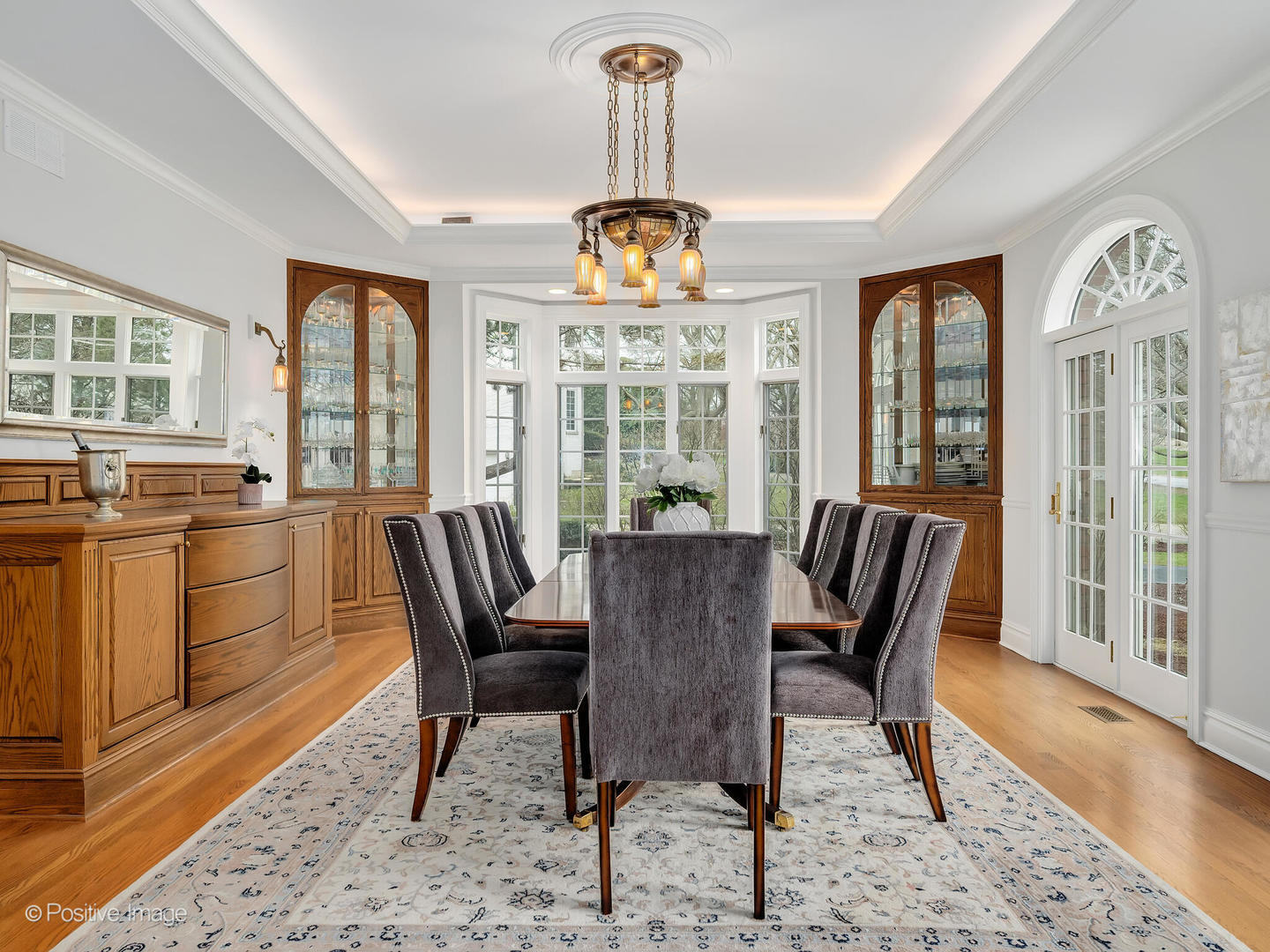 8 Longwood Drive
