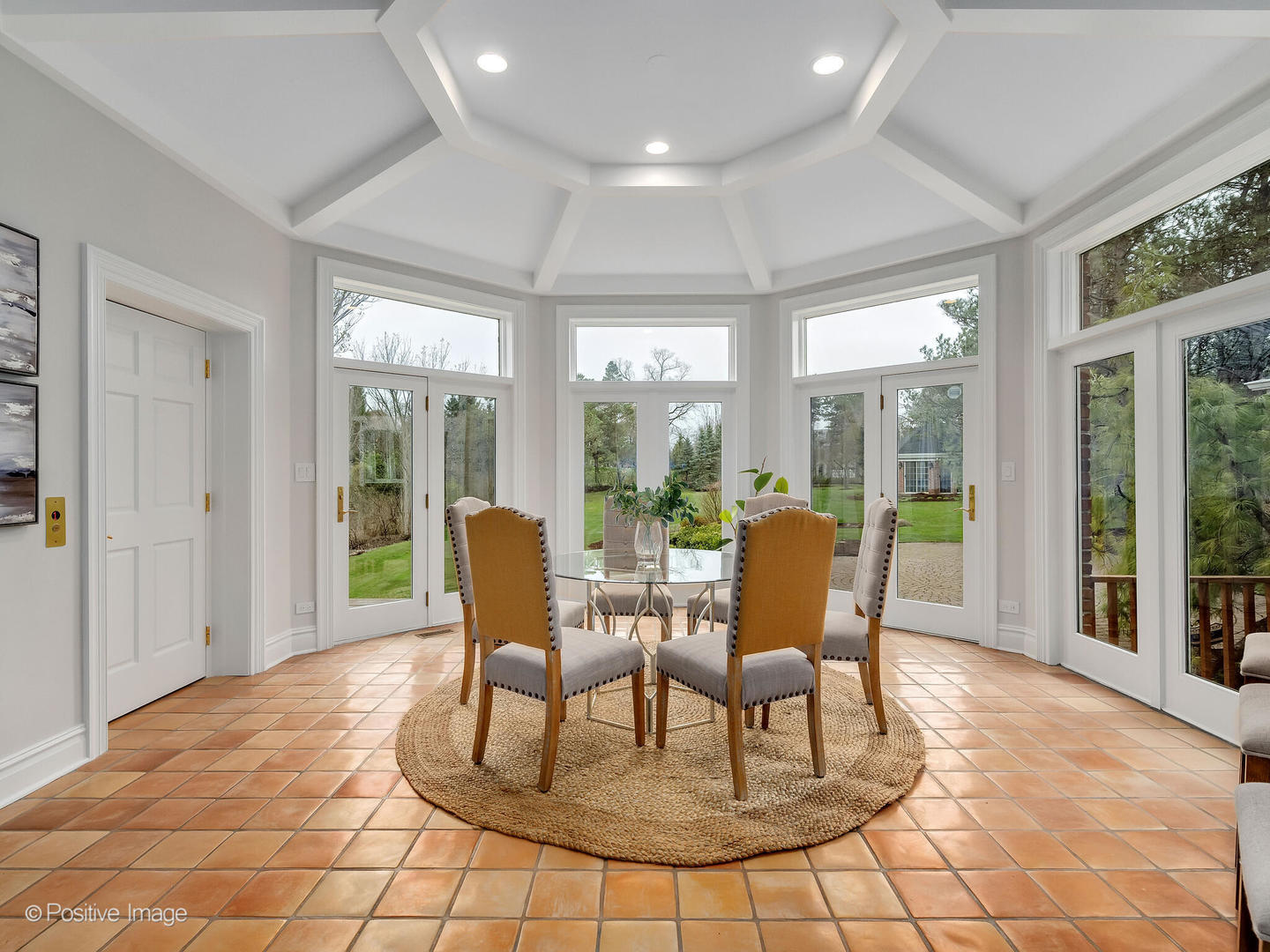 8 Longwood Drive