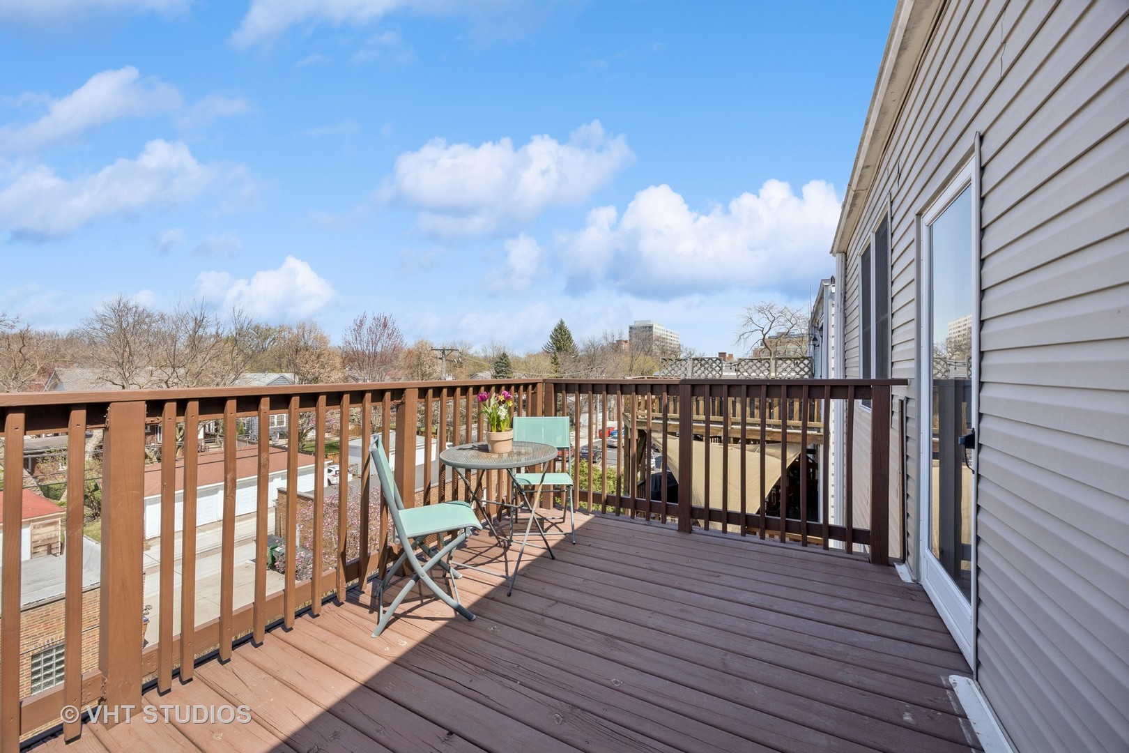 7348 Lake Street Unit: 3