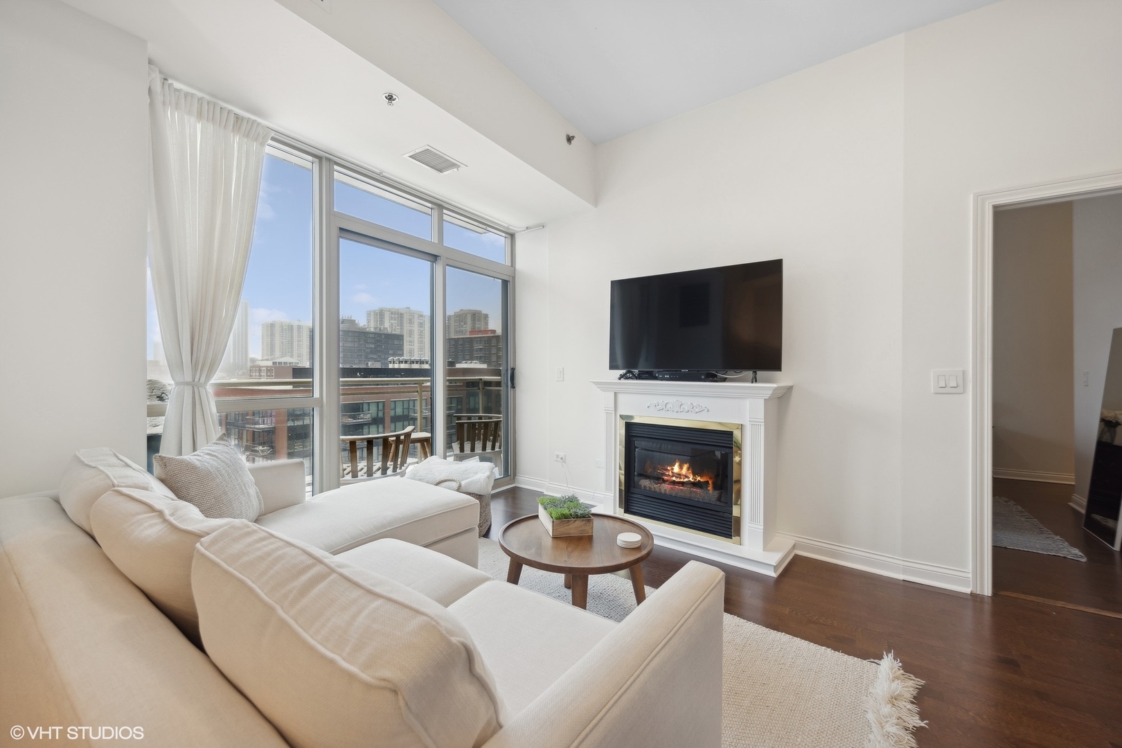 230 W Division Street Unit: 707