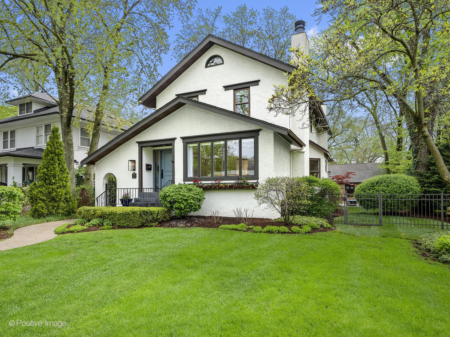 19 N VINE Street