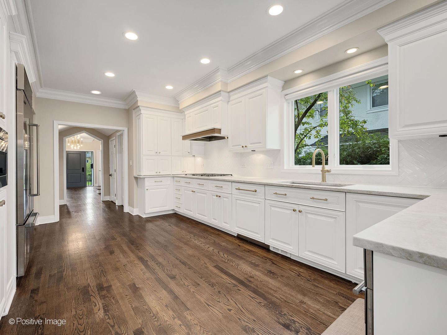 19 N VINE Street