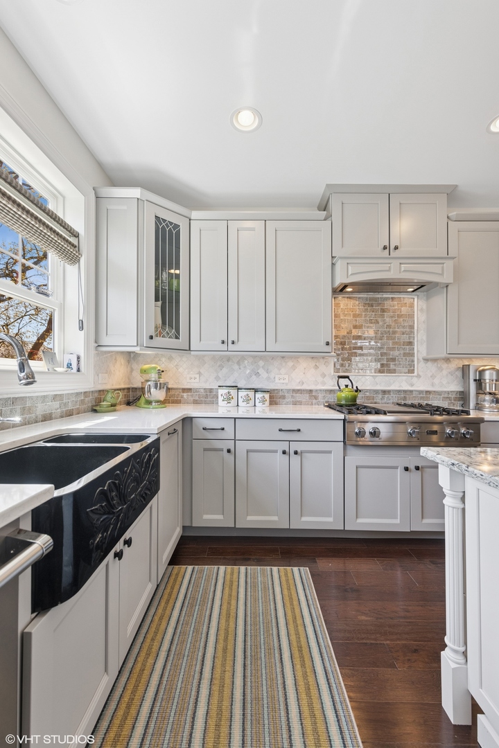 149 W Kennedy Lane Unit: 208