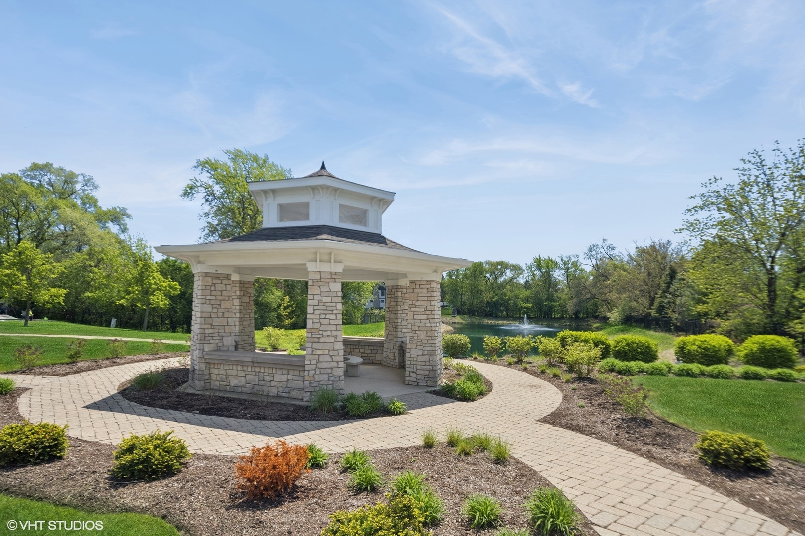 149 W Kennedy Lane Unit: 208
