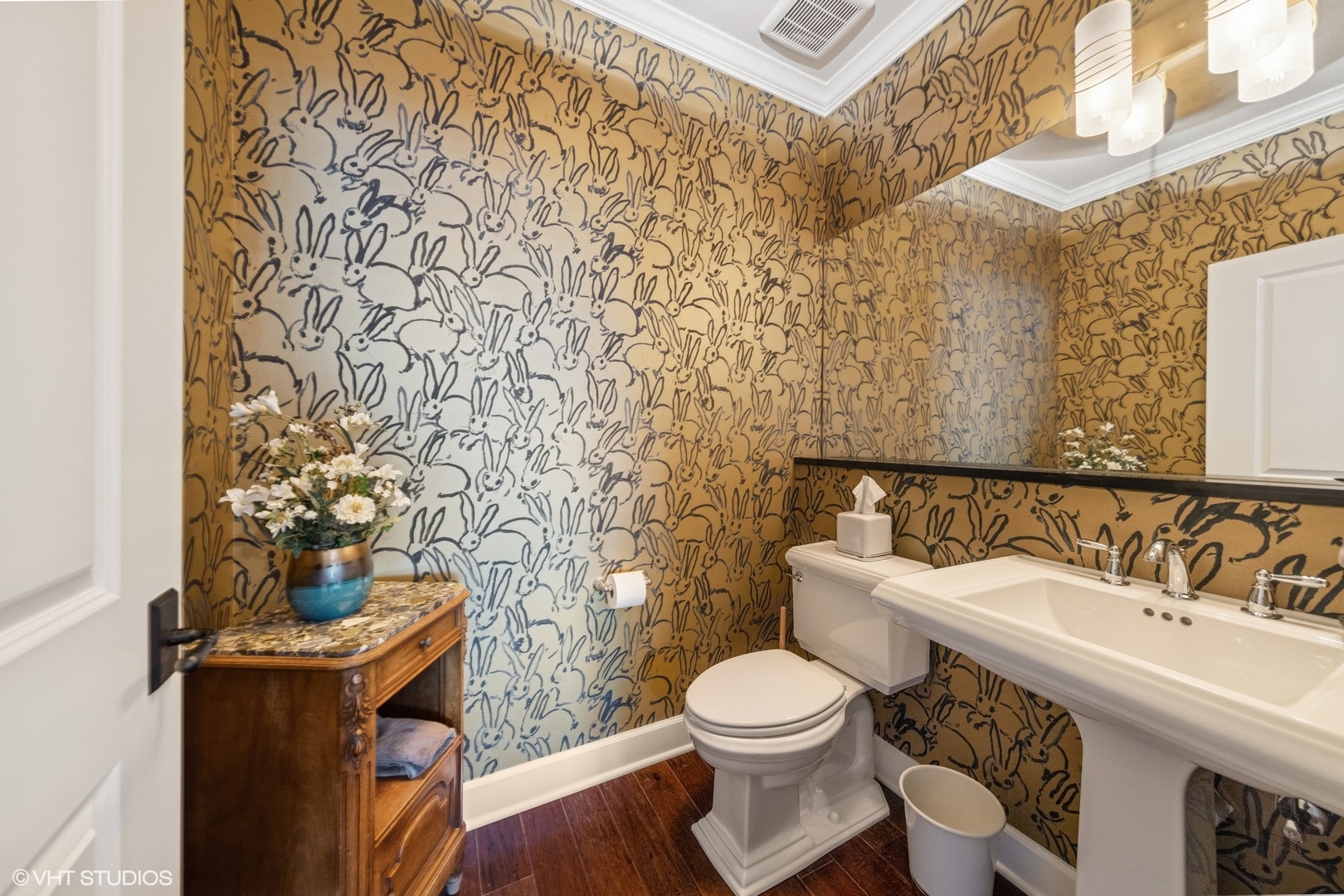 149 W Kennedy Lane Unit: 208
