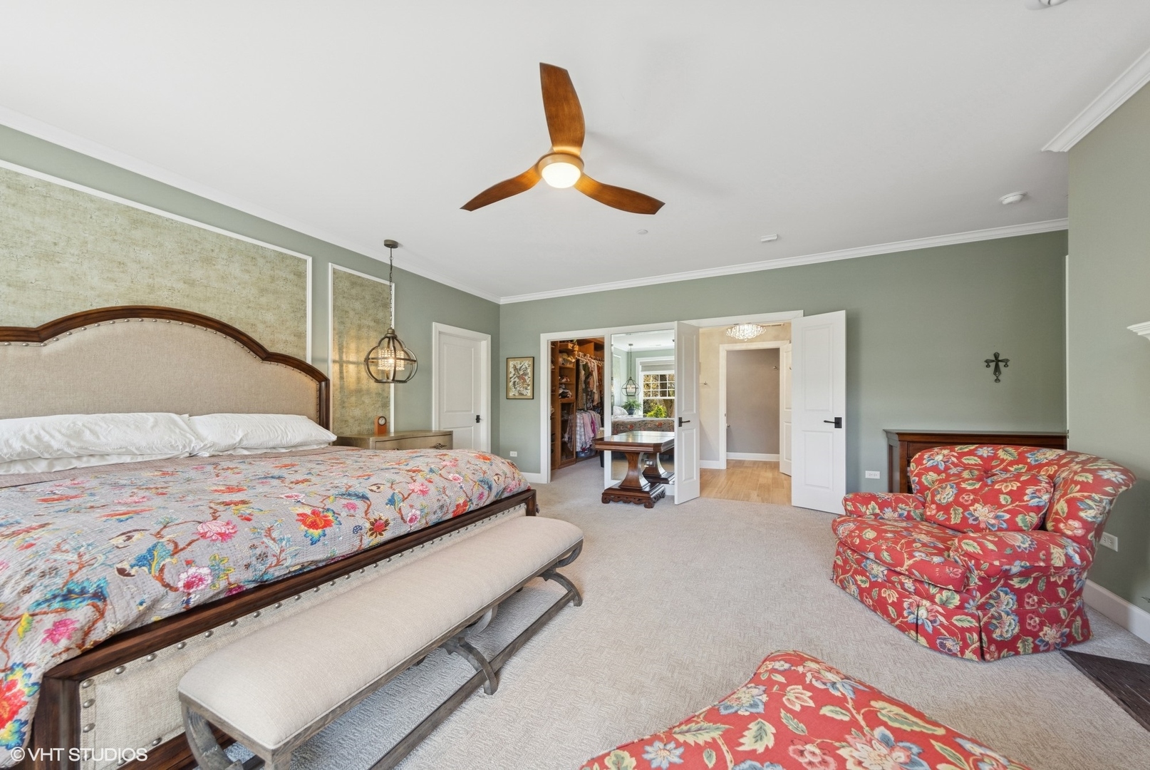 149 W Kennedy Lane Unit: 208