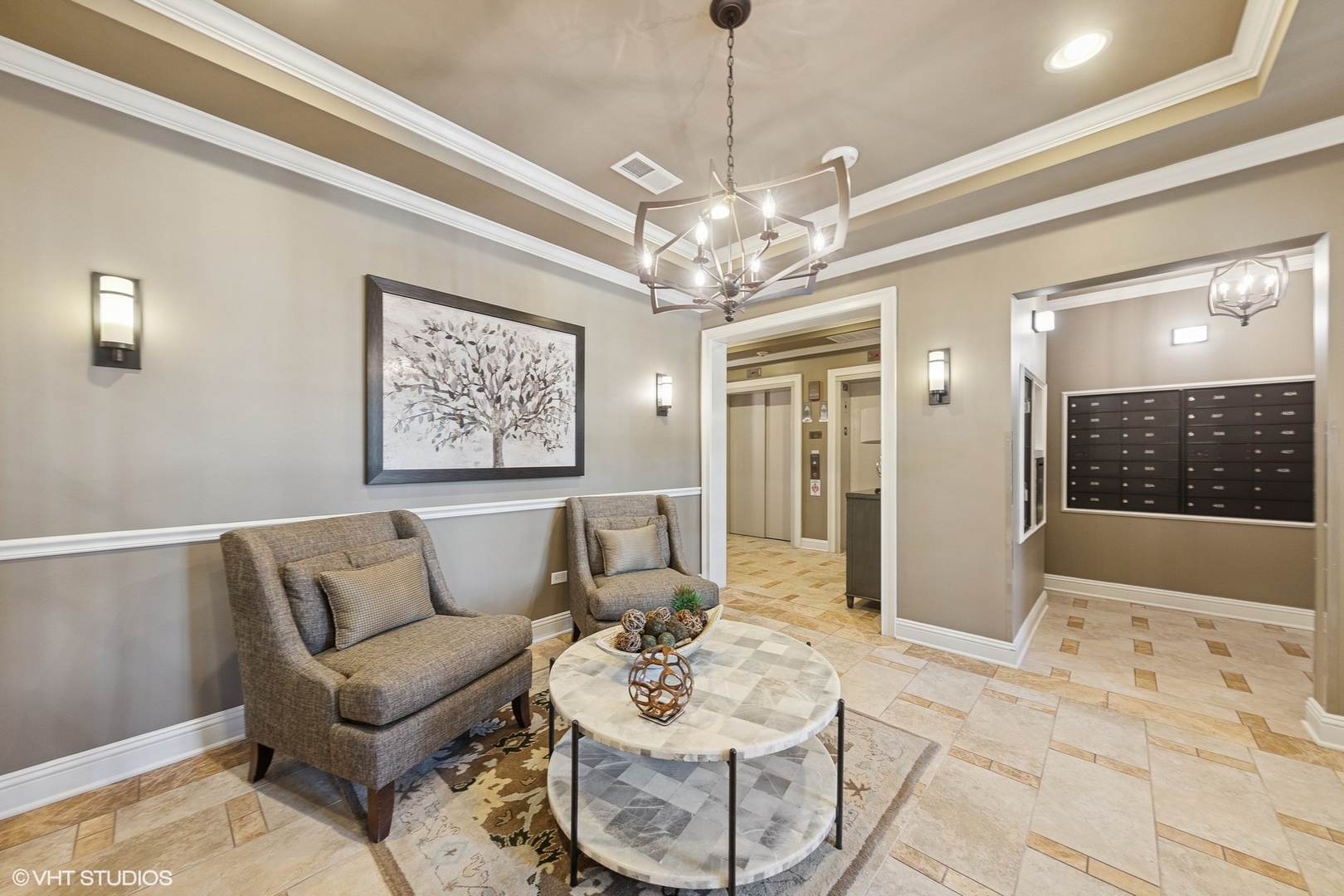 149 W Kennedy Lane Unit: 208
