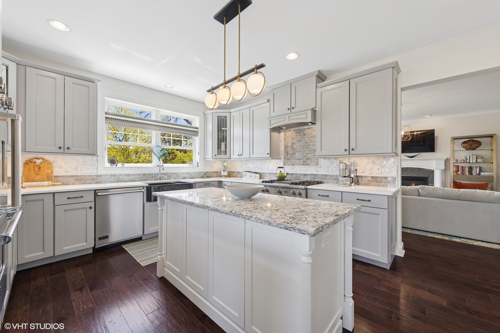149 W Kennedy Lane Unit: 208