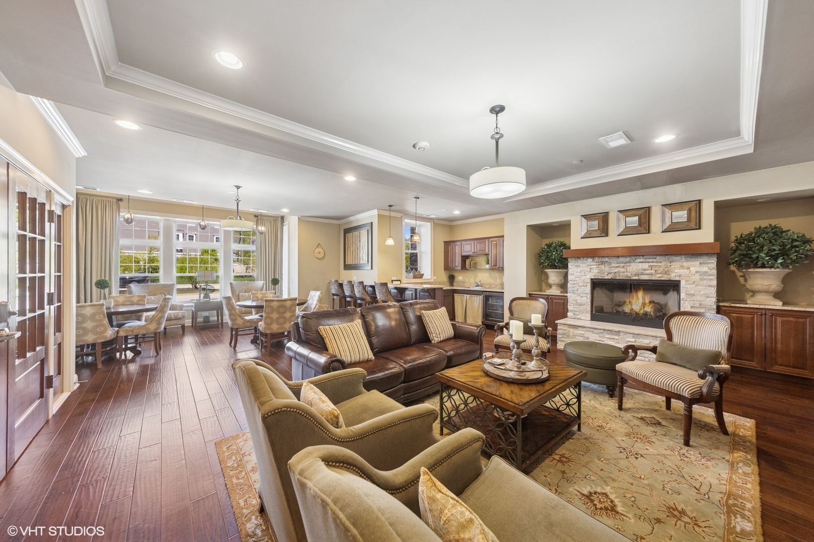 149 W Kennedy Lane Unit: 208
