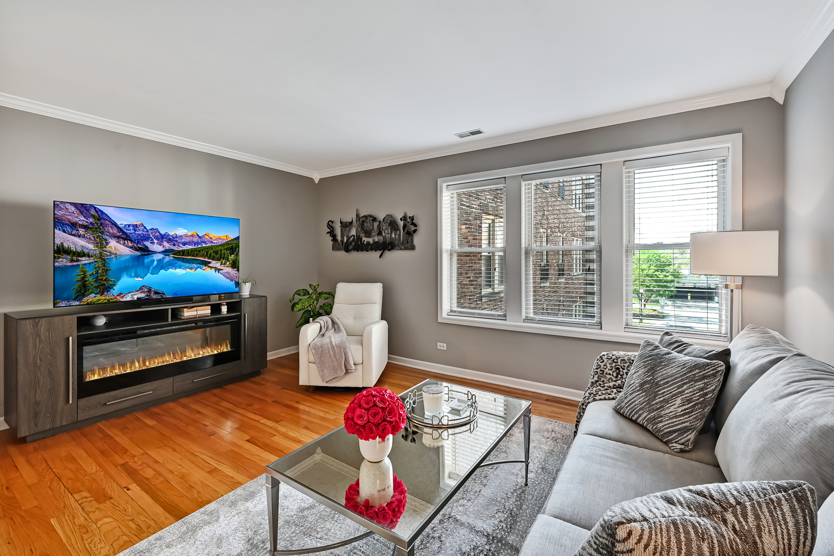 75 E Harris Avenue Unit: 2E
