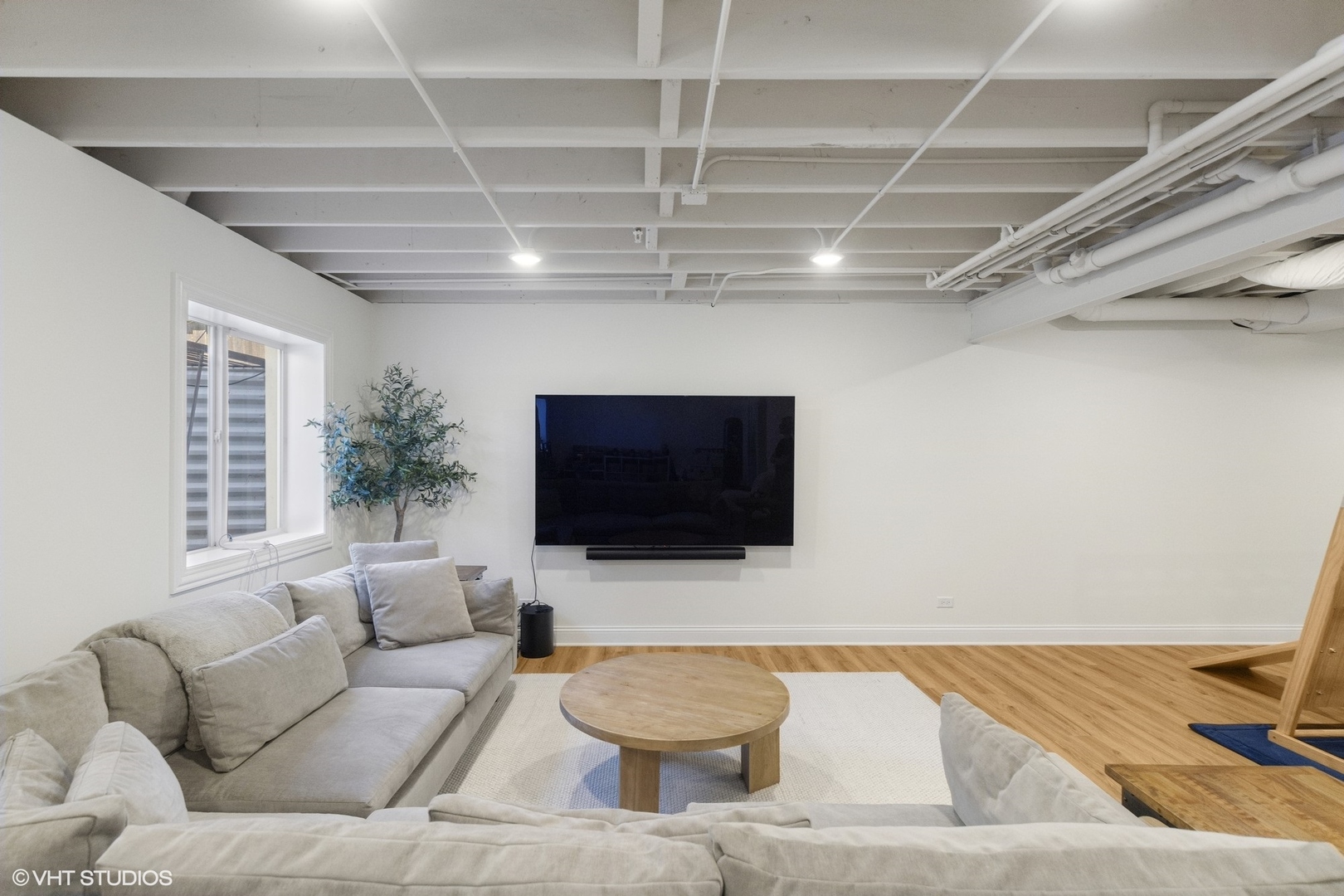 112 N Hudson Street