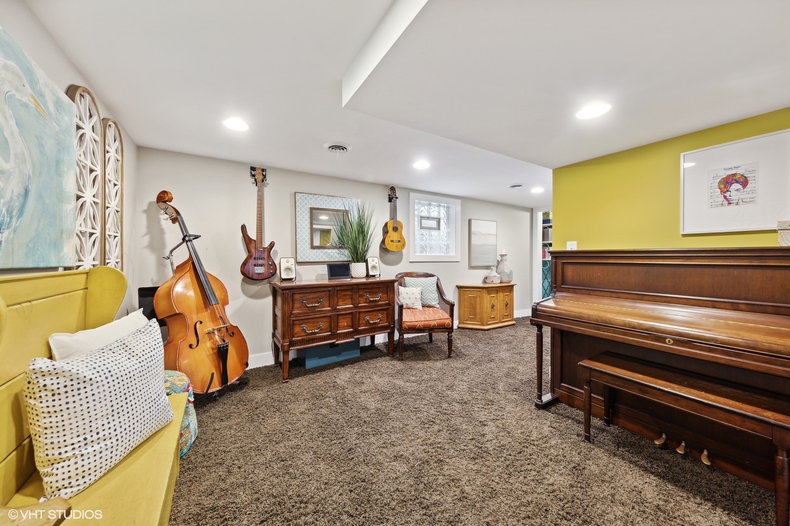 811 N Willow Road