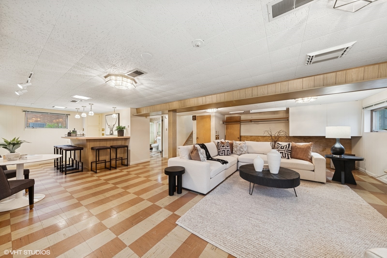 1241 Woodside Road