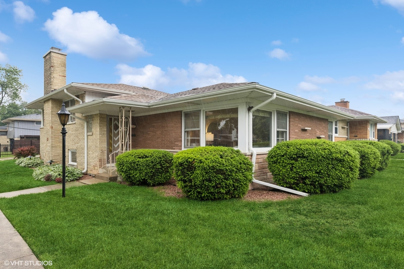 1241 Woodside Road