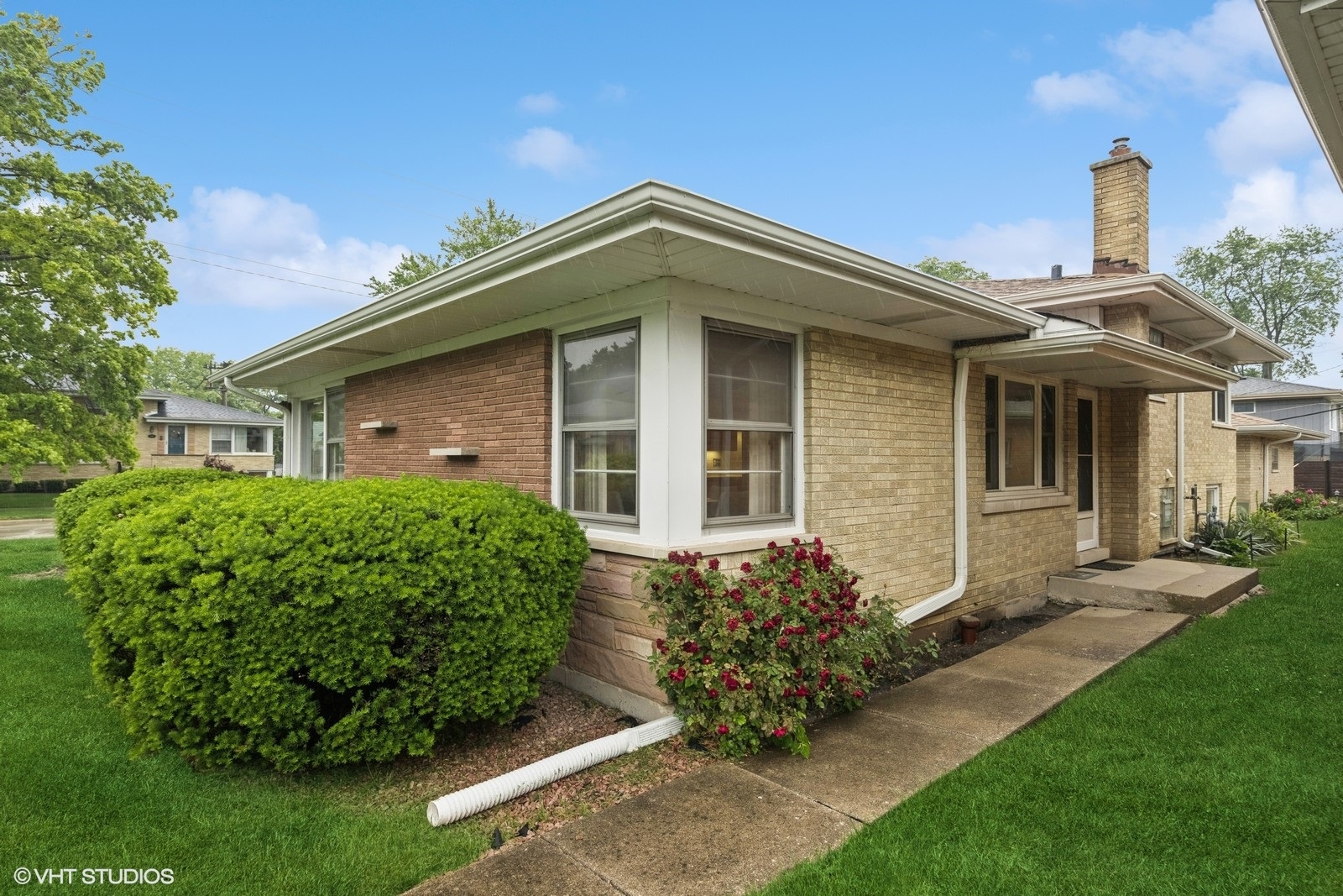 1241 Woodside Road